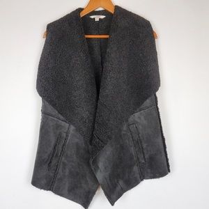BB Dakota Black Sherpa Vest